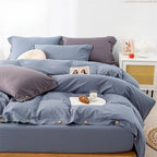 housse de couette coton bleu sur un lit